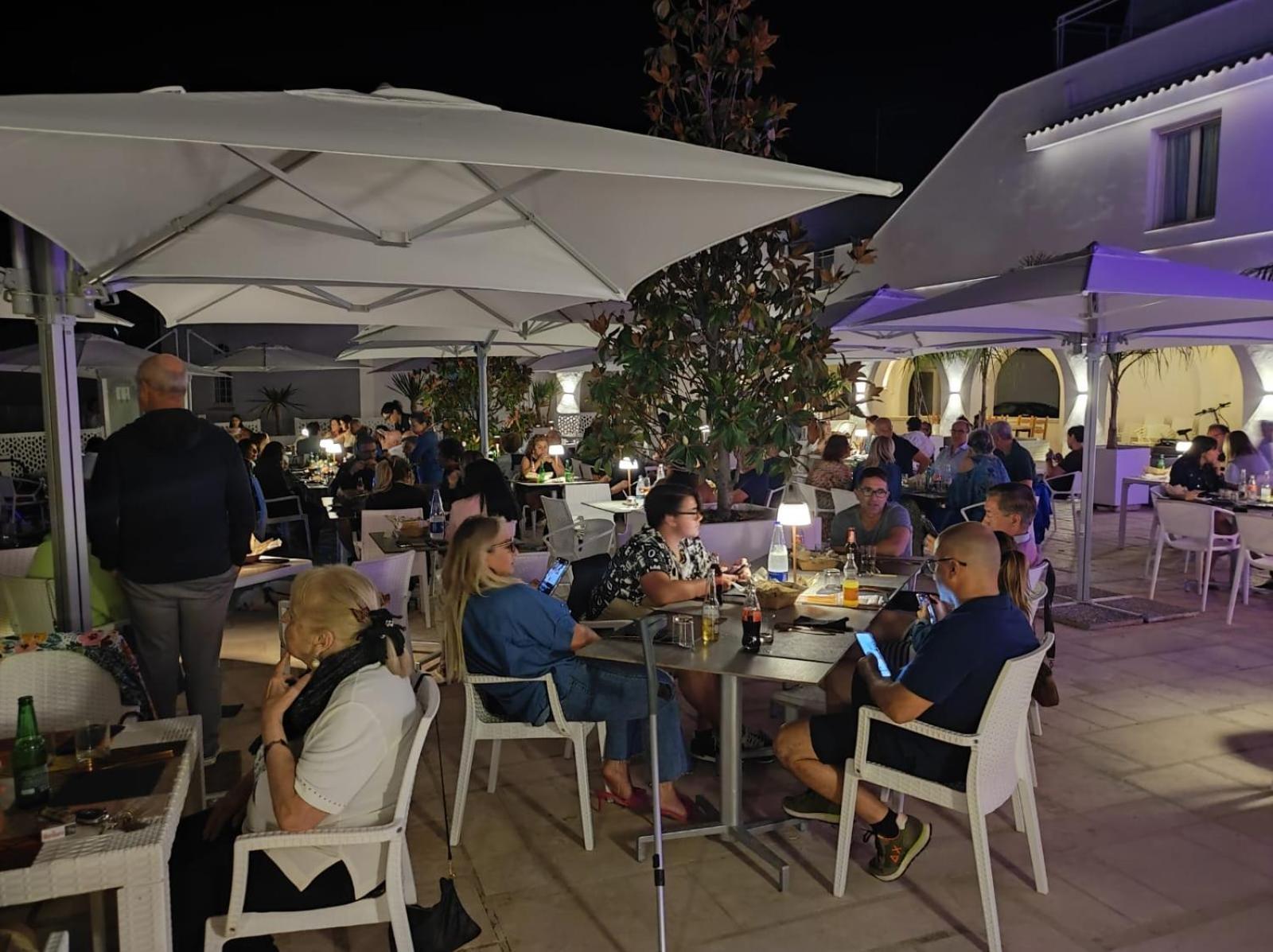Rosa Marina Frontline Beach Ostuni Exterior photo